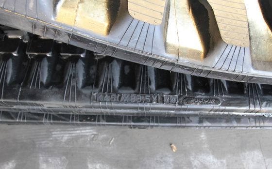 450*83.5*74 Vehículos a granel ATV UTV Maquinaria de construcción sin articulaciones Partes de excavadora Ruta de caucho