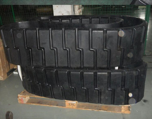 470x152.4x56 Patrón liso o grabado PF6110 Pistas de caucho Partes de pavimentador de asfalto con 52 enlaces