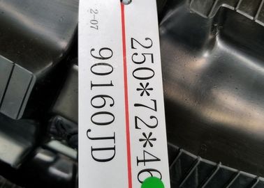 El caucho negro del excavador sigue la anchura de 250m m para Kubota Kc50/Tanaka Dc202