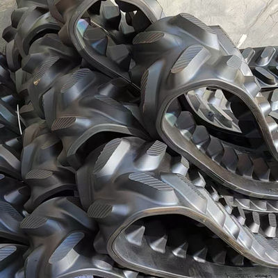 Fabricante Pistas de caucho 12&quot; 300 x 127 x 32 Nuevo 3C878-49010 Tractor M8540