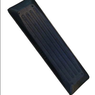 Perno de 90 echadas en el excavador Track Pads de la resistencia de la vibración